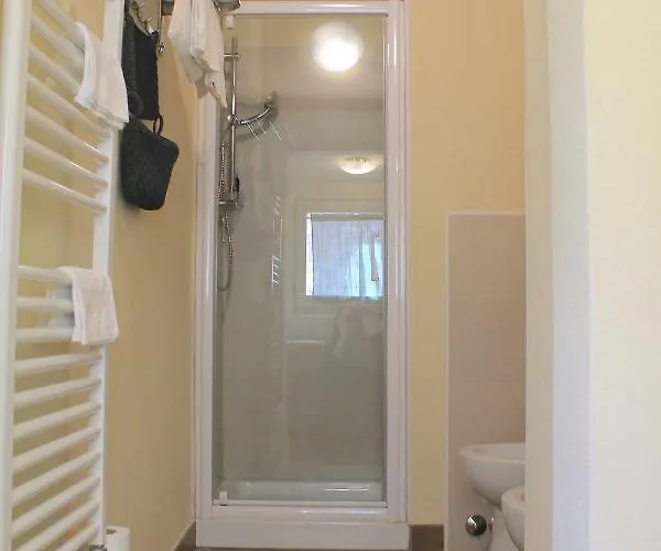 Alter Ego Nocleg ze śniadaniem 3*